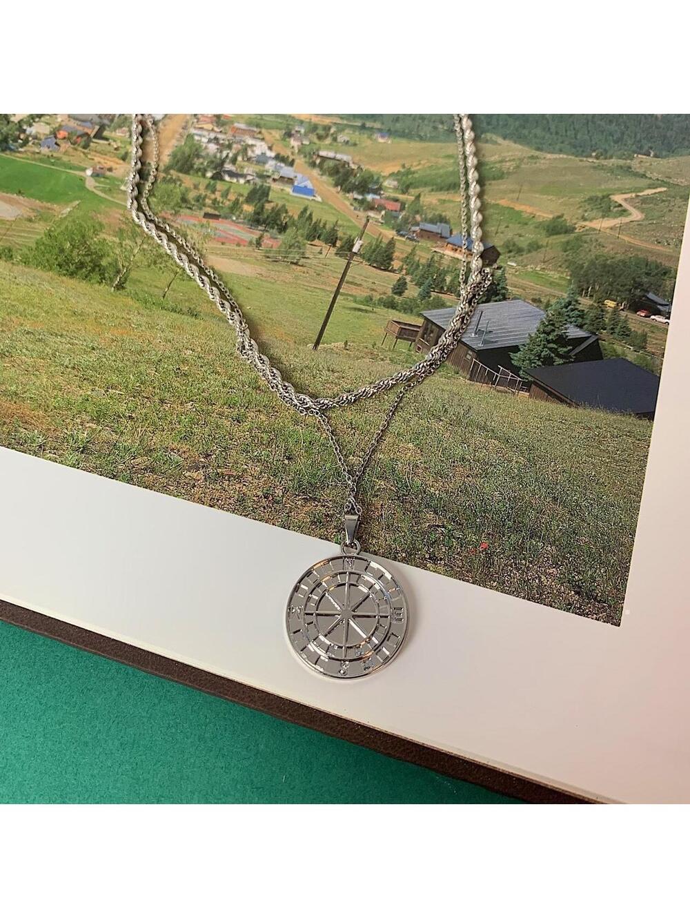 Y2k 2000s style Silver Circle Compass Pendant double layer rope chain Necklace. - Picture 5 of 8